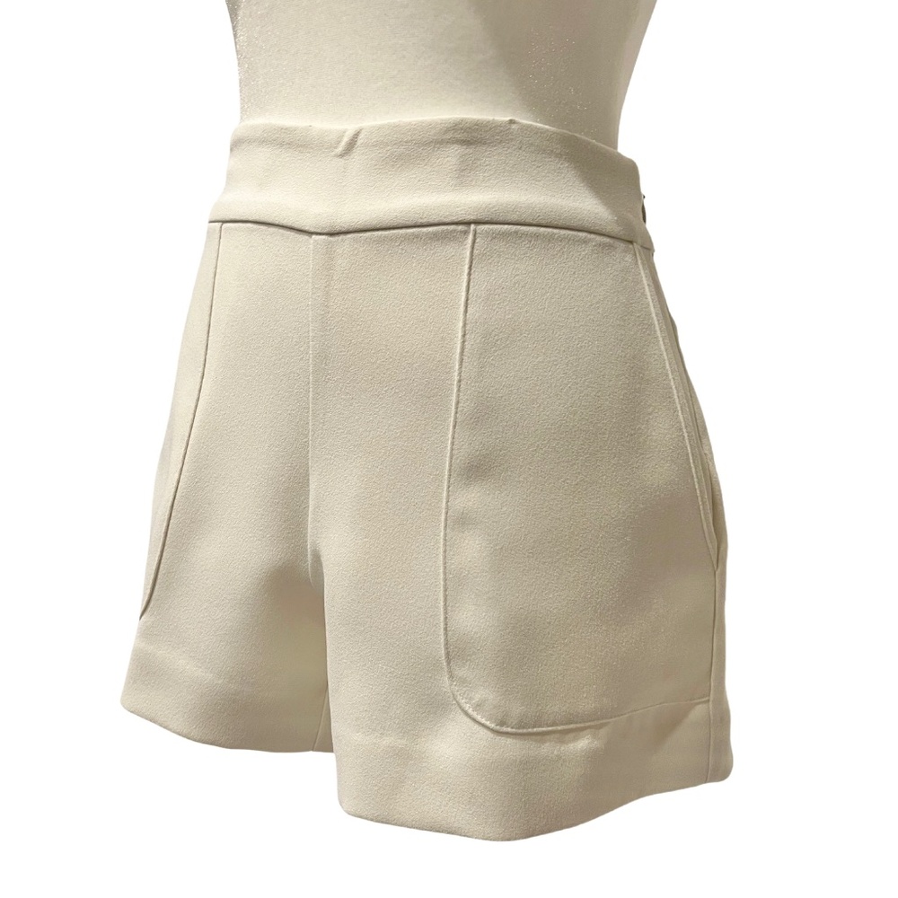 Marie Oliver White Mia Shorts